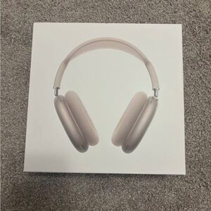 Apple AirPods Max in Silver